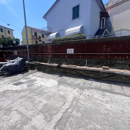 5 Terre Hub La Pieve 斯培西亚