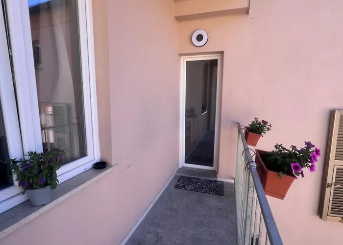 5 Terre Hub La Pieve * La Spezia